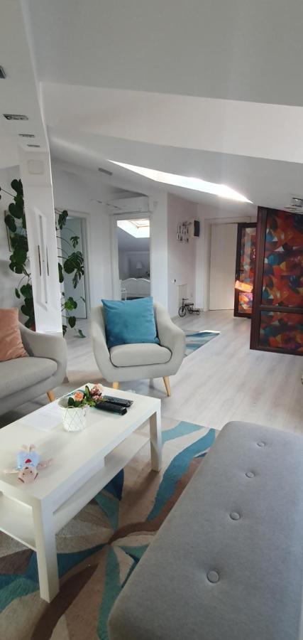 Johanna House Bucarest Esterno foto